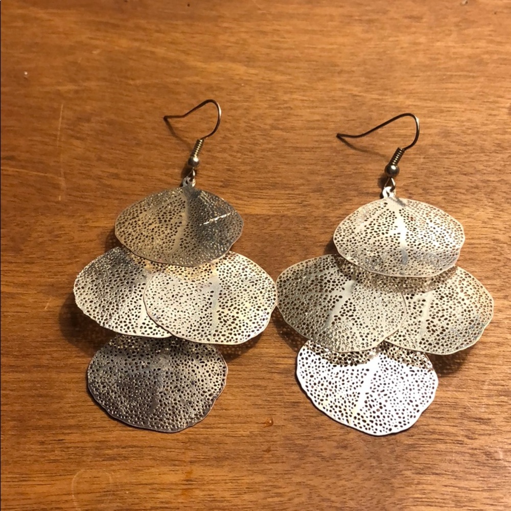 Silver leaf earrings